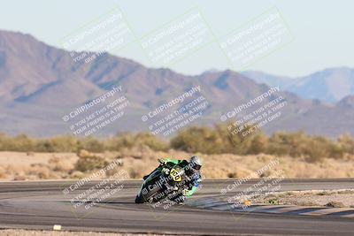 media/Dec-07-2025-CVMA (Sun) [[3e7d2de5dc]]/Race 17-Amateur Formula Middleweight/